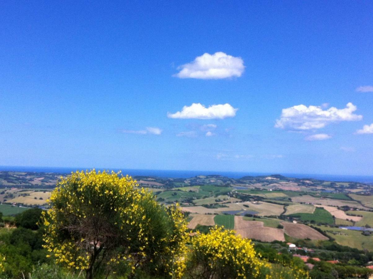 L'Infinito Panzió Mombaroccio Kültér fotó